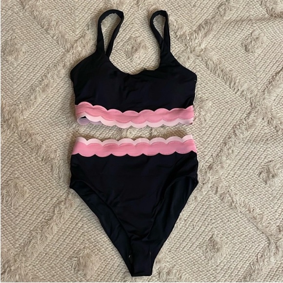 New Beach Riot Bikini Set - Picture 4 of 4